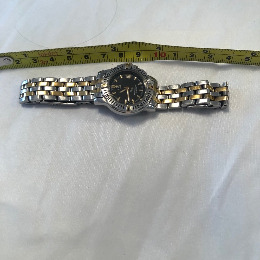Esq watch - Picture 4 of 4